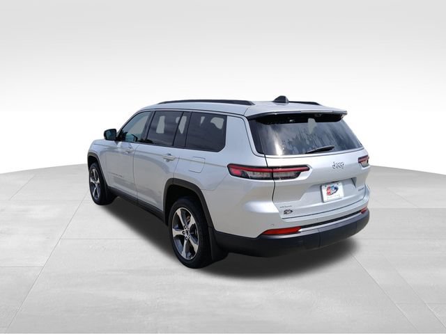 New 2026 Jeep Grand Cherokee L Limited w/ Luxury Tech Group II AWD/4WD image 3
