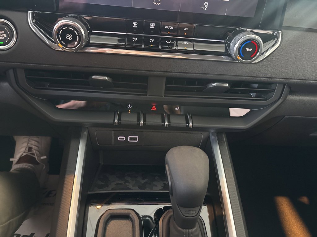 New 2025 Chevrolet Colorado W/T w/ WT Custom Package image 15