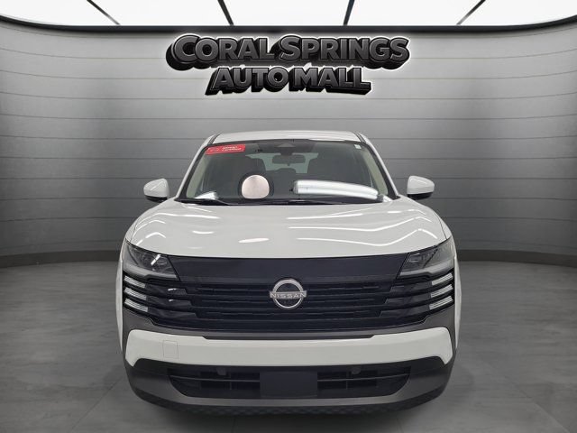 Used 2025 Nissan Kicks SV FWD image 2