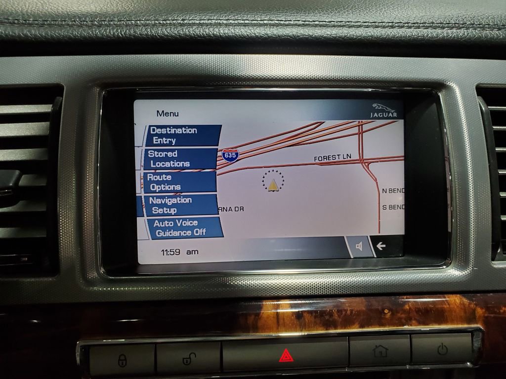 Used 2009 Jaguar XF Luxury image 29