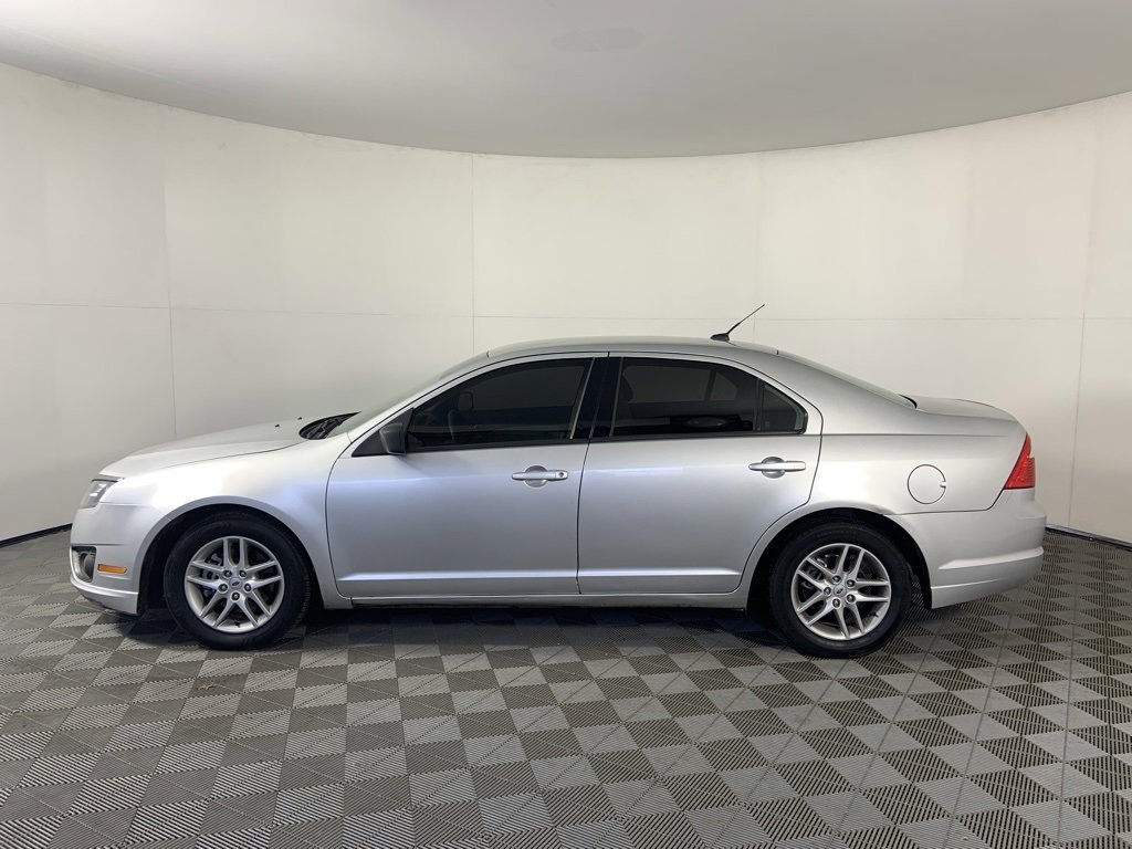 Used 2011 Ford Fusion S image 6