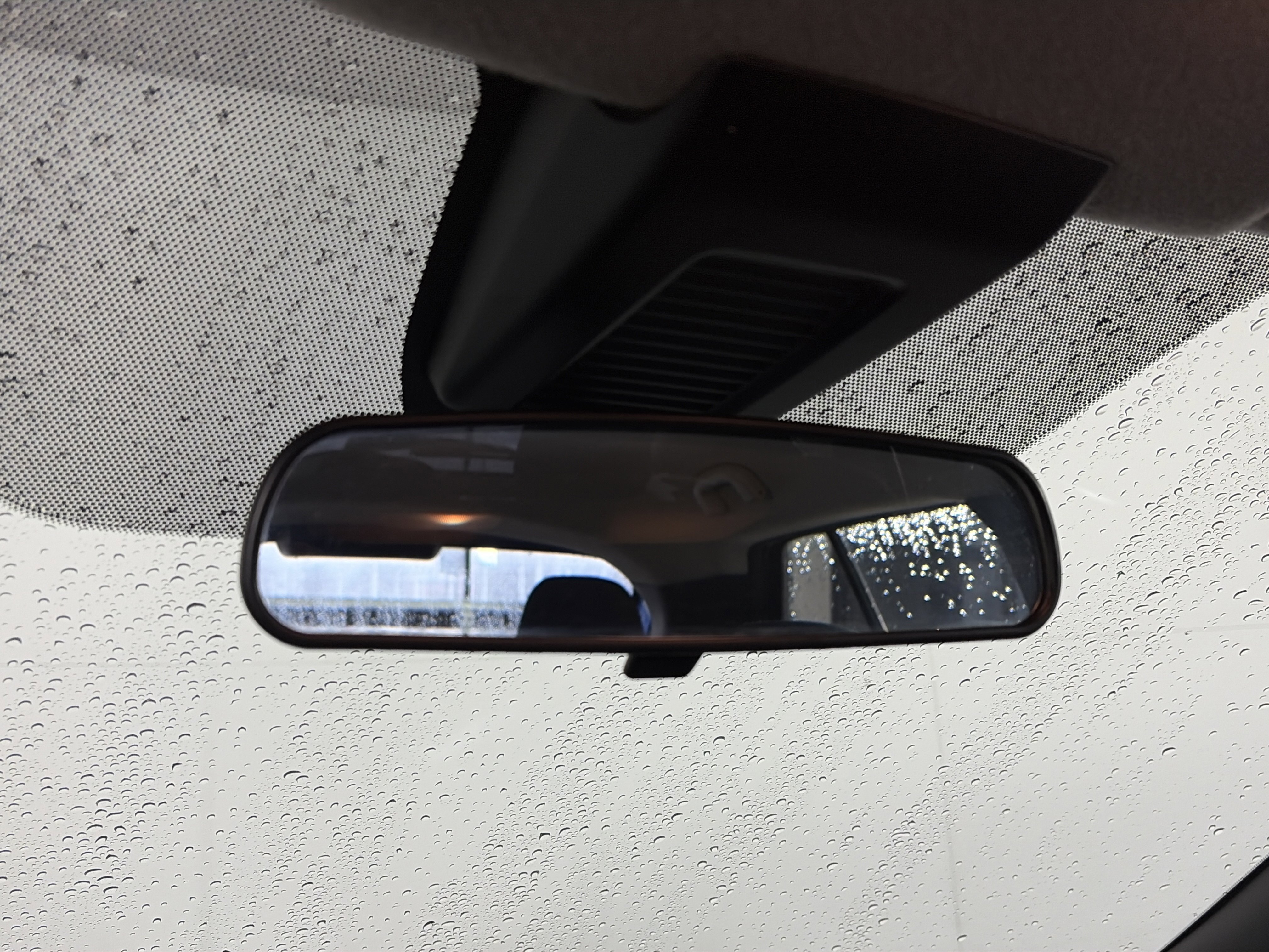 Used 2024 Nissan Kicks SR image 28