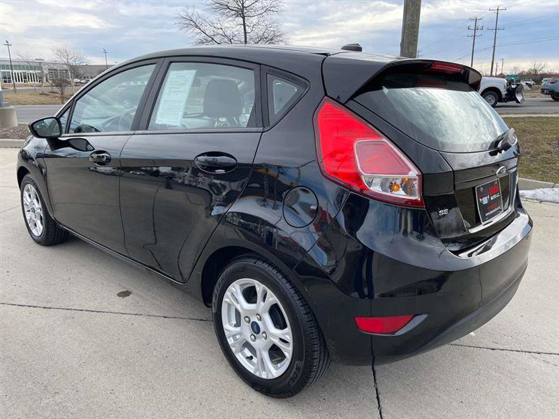 Used 2016 Ford Fiesta SE image 5
