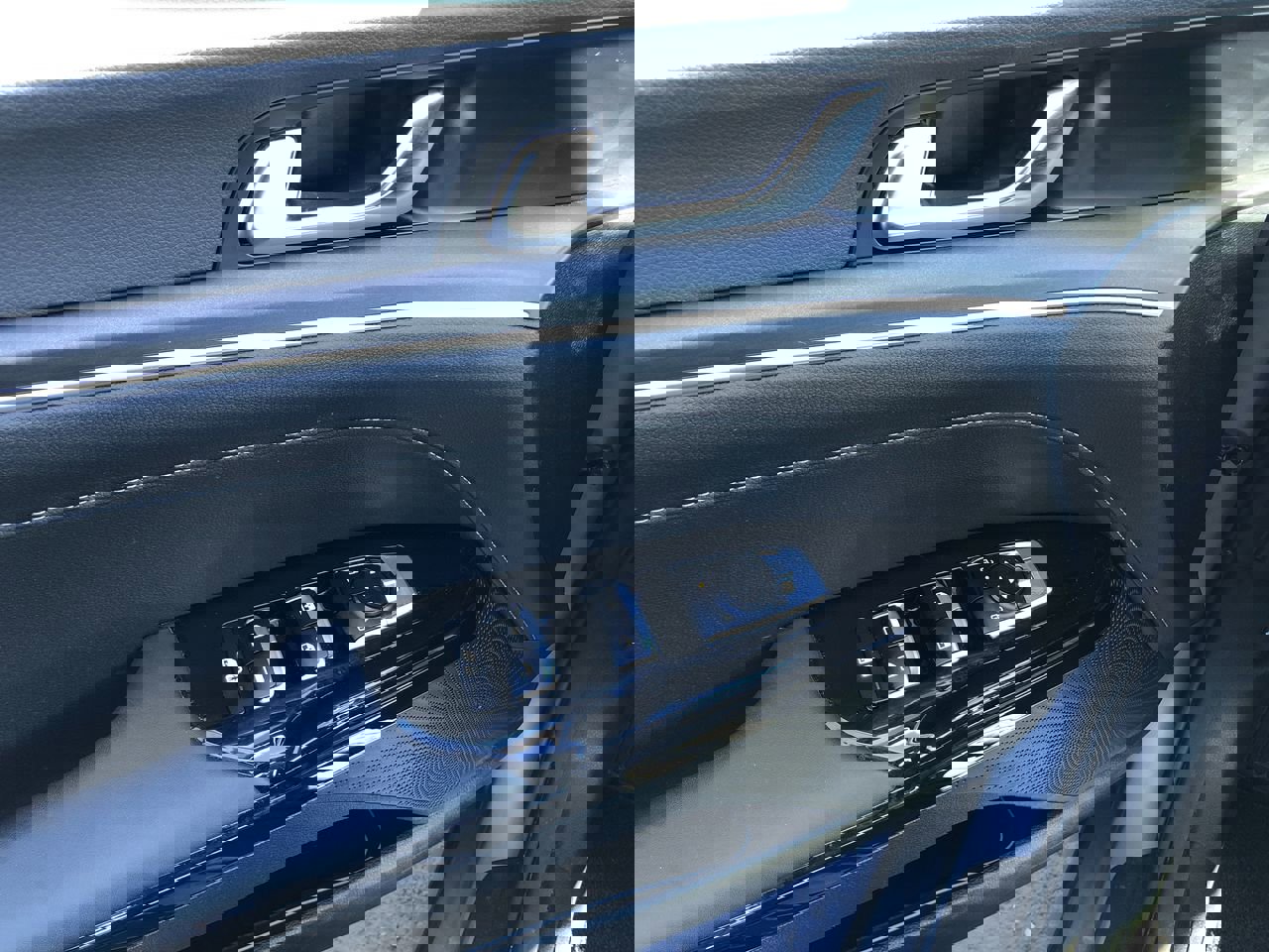 Used 2025 Kia K5 GT-Line image 11