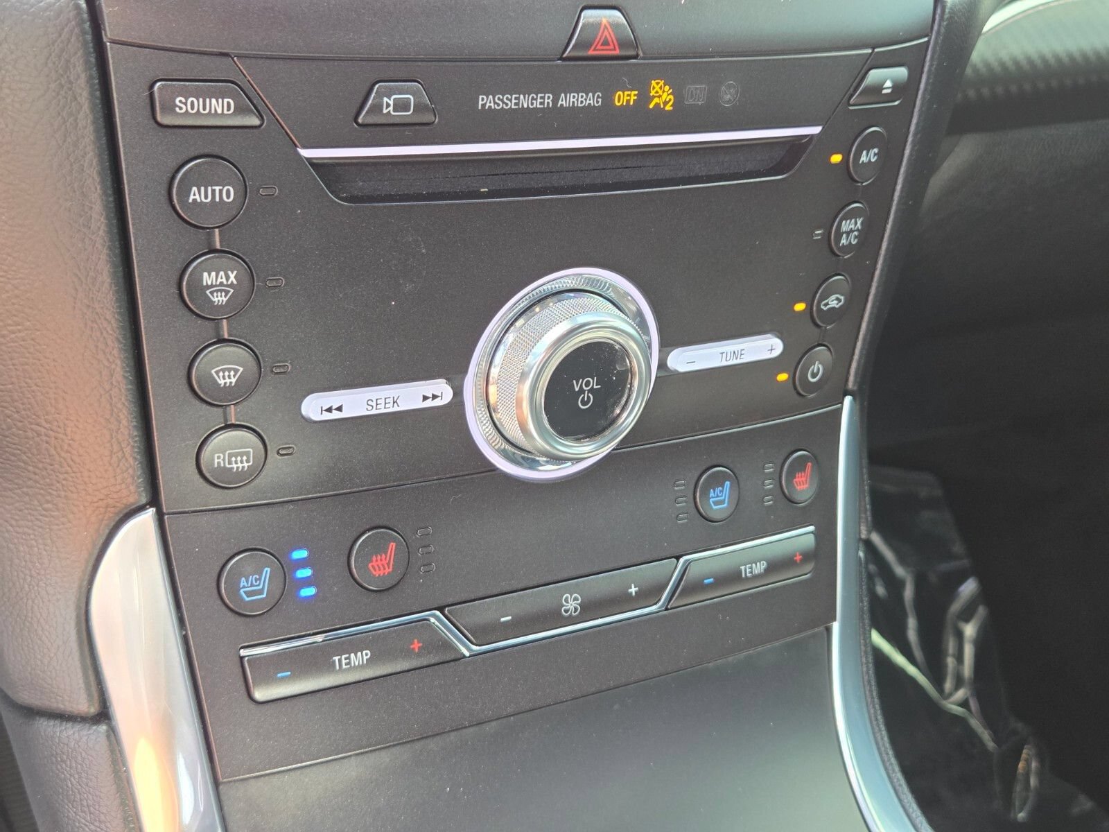 Certified 2019 Ford Edge ST w/ Equipment Group 401A AWD/4WD image 23