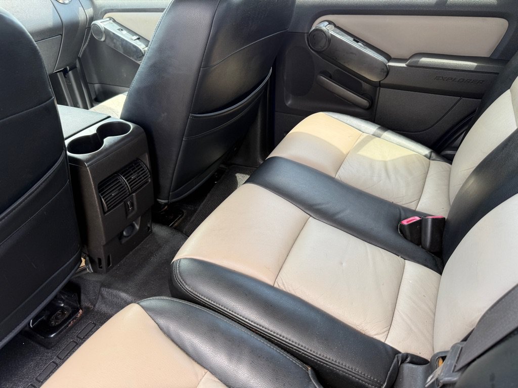 Used 2008 Ford Explorer Sport Trac Limited RWD image 15