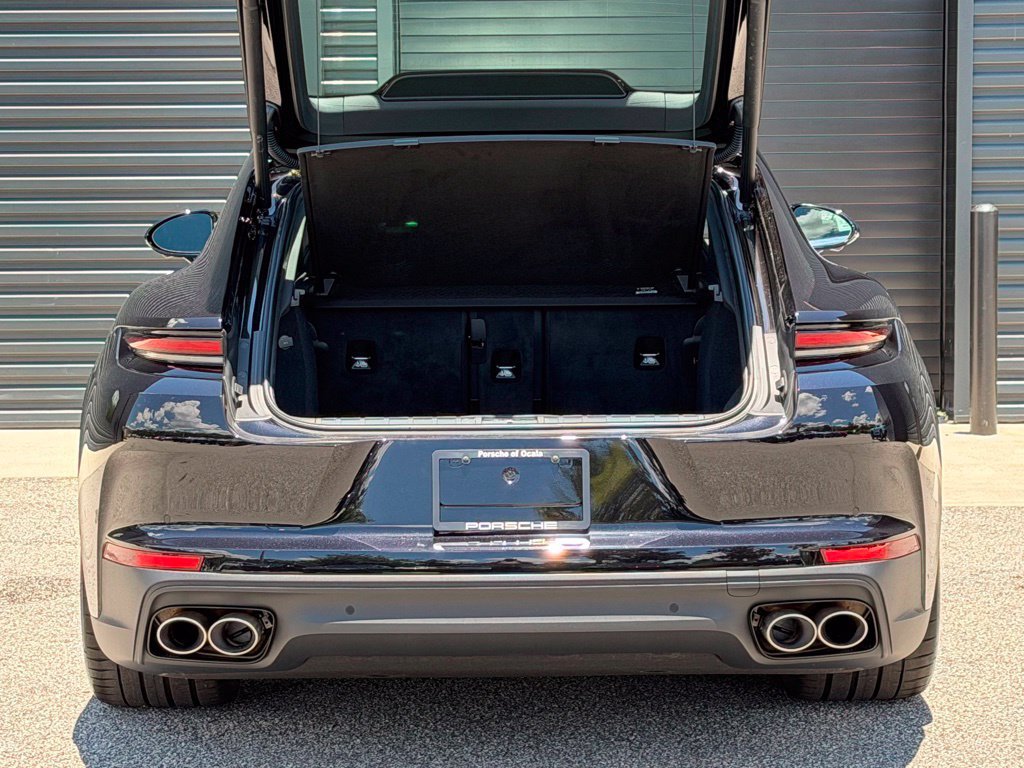 New 2026 Porsche Panamera RWD image 17