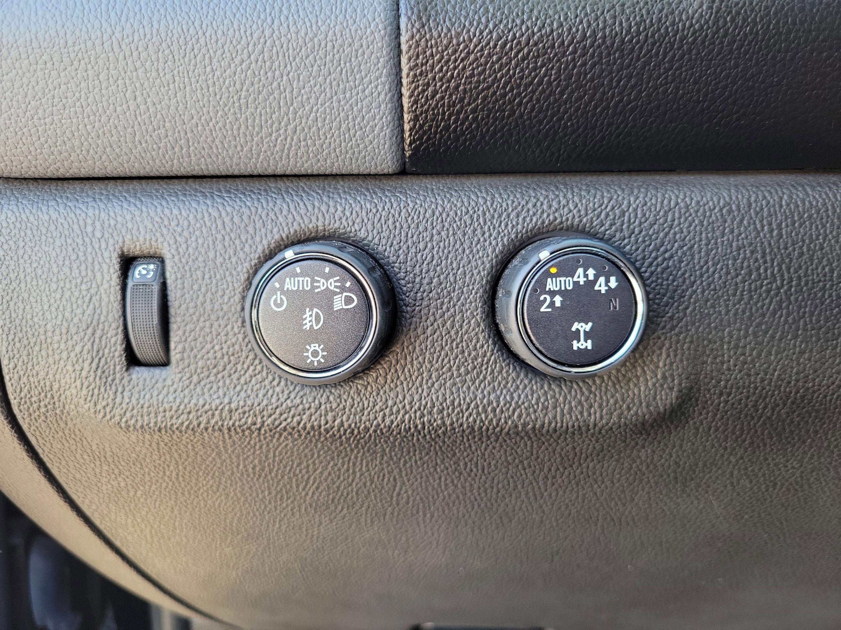 Used 2021 Chevrolet Colorado Z71 w/ Safety Package image 17