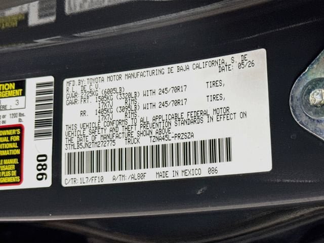 Certified 2026 Toyota Tacoma SR5 AWD/4WD image 32