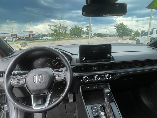 Used 2025 Honda CR-V Sport image 15