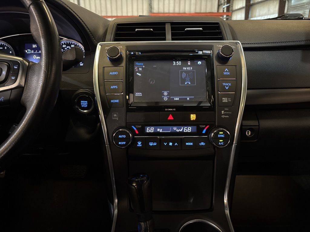 Used 2017 Toyota Camry XLE w/ Moonroof Package image 28