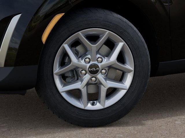 New 2025 Kia Soul LX w/ LX Technology Package FWD image 10