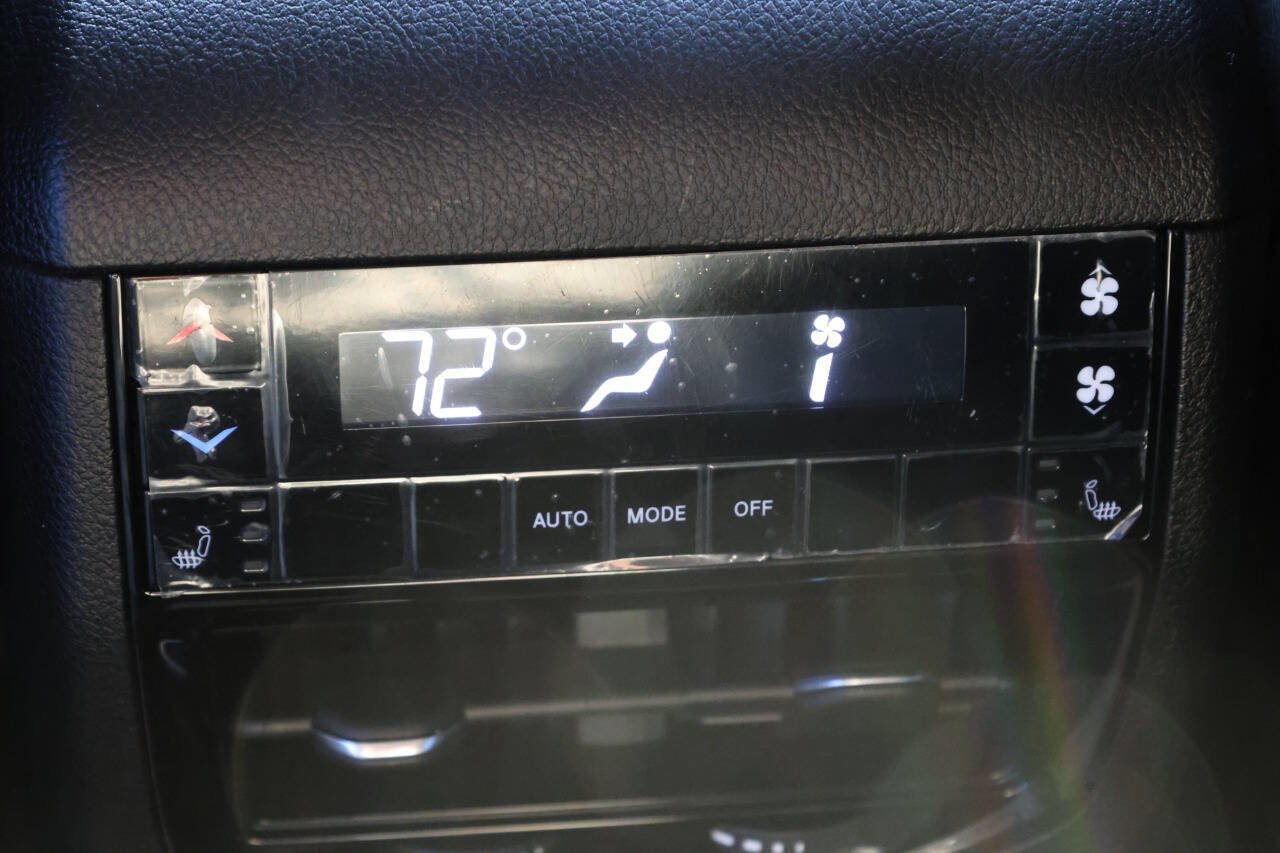 Used 2021 Jeep Grand Cherokee L Limited image 23