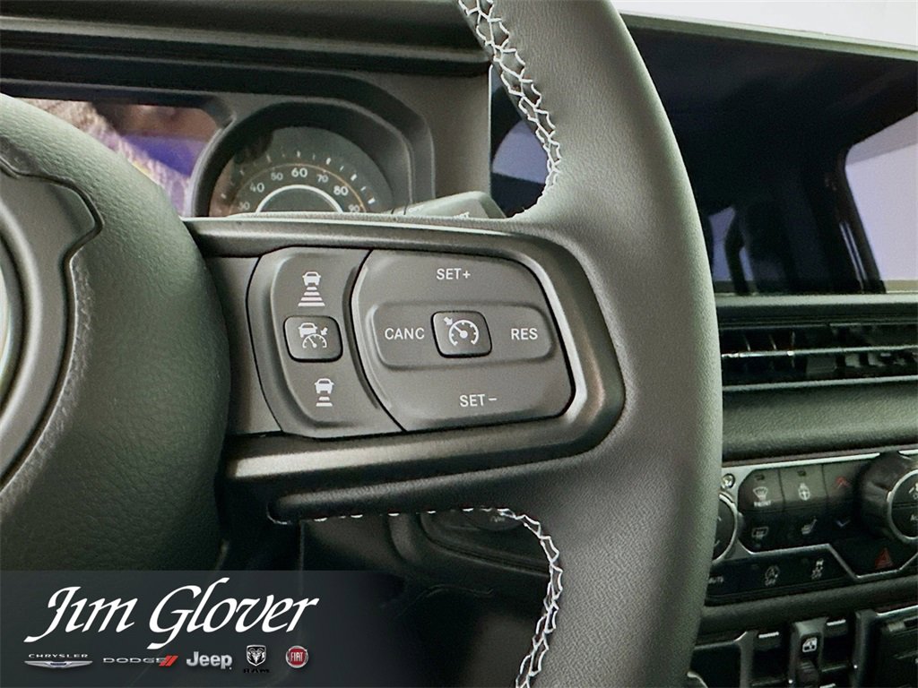 New 2025 Jeep Gladiator Sport image 31