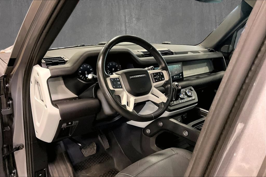 Used 2024 Land Rover Defender 110 S AWD/4WD image 18