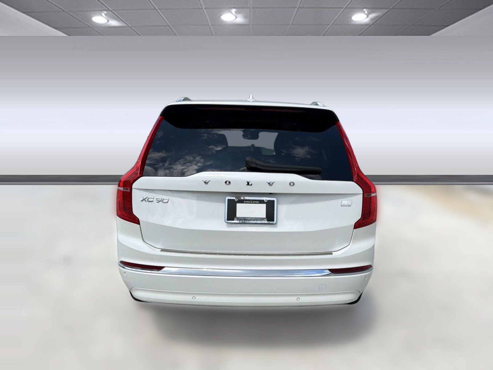Certified 2024 Volvo XC90 T8 Plus w/ Protection Package Premier AWD/4WD image 10