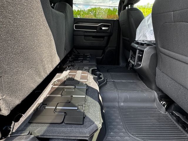 New 2026 RAM 2500 Big Horn AWD/4WD image 35