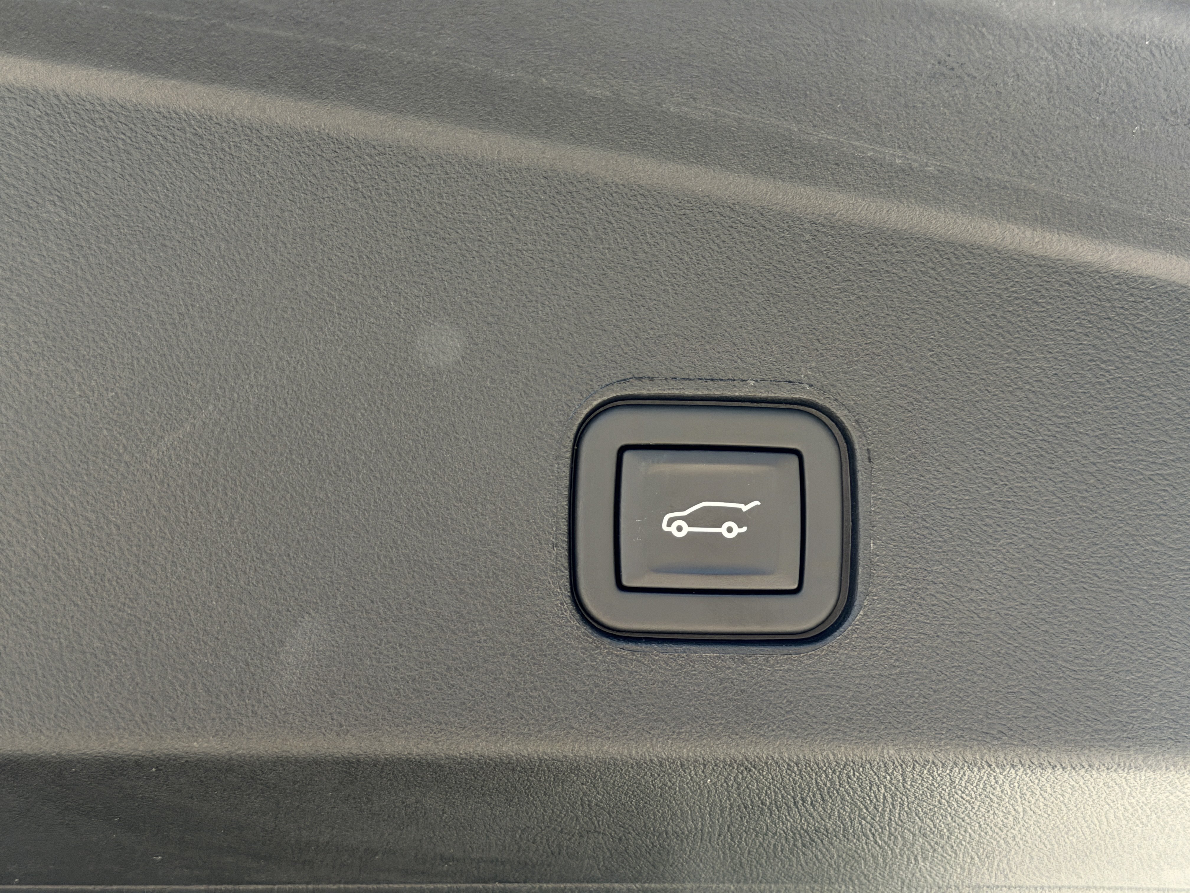 Certified 2024 Cadillac Lyriq Sport AWD/4WD image 11