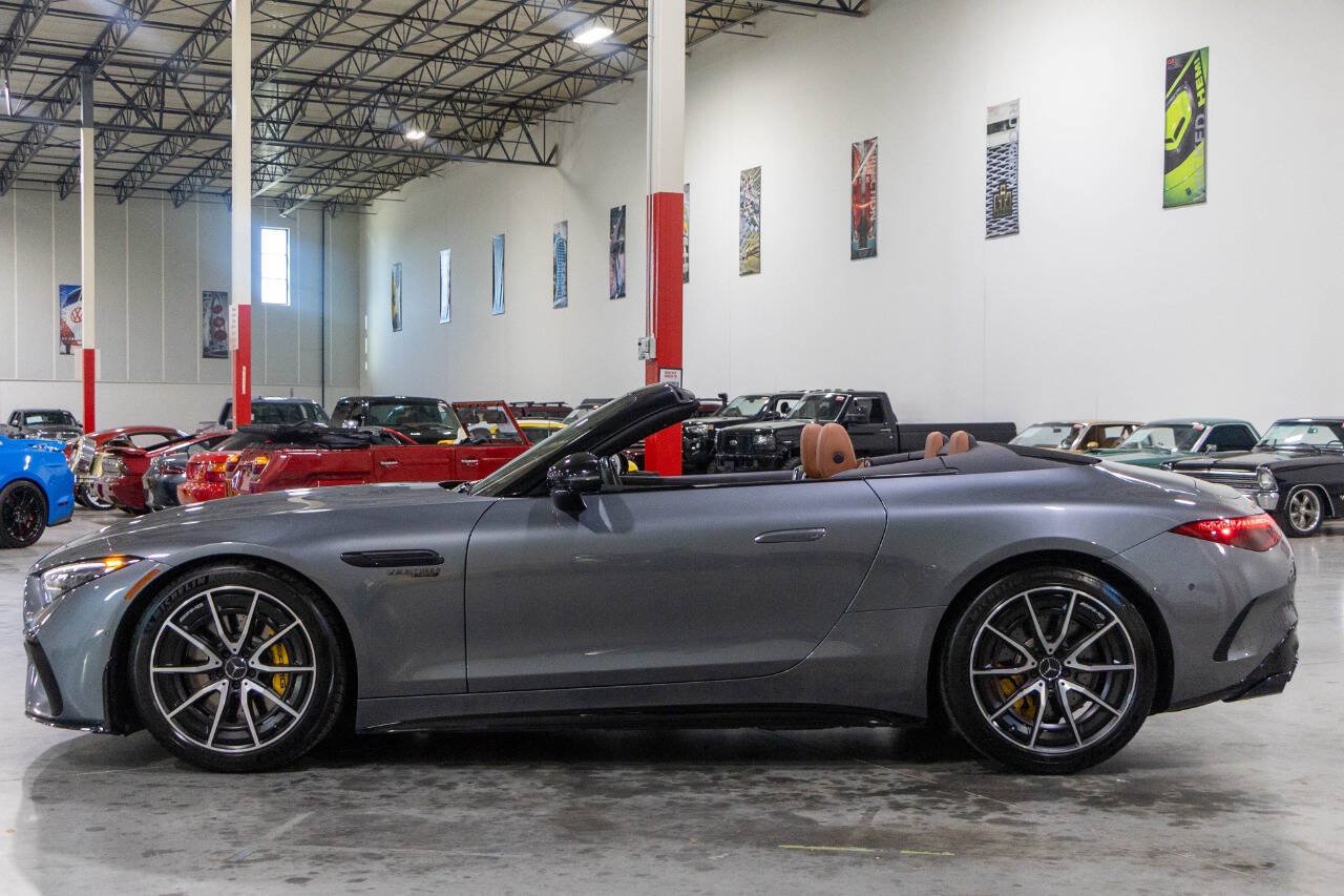 Used 2022 Mercedes-Benz SL 63 AMG 4MATIC image 3
