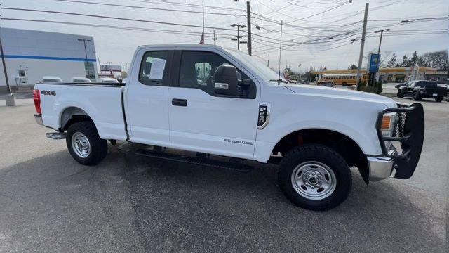 Used 2022 Ford F250 XL w/ Power Equipment Group image 3