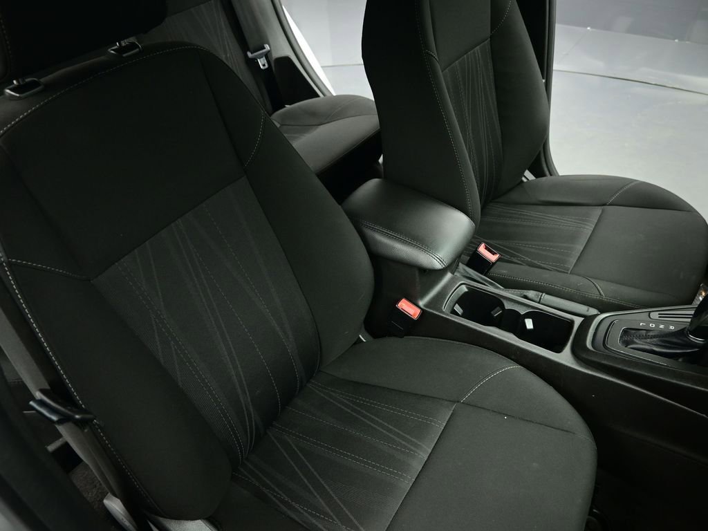 Used 2018 Ford Focus SE image 57