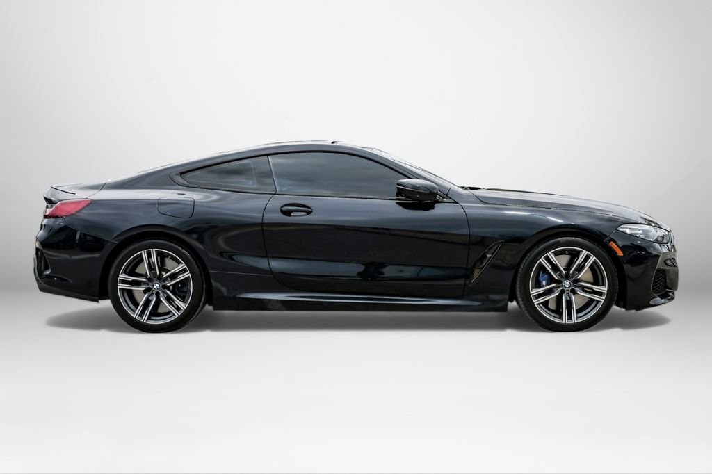 Used 2022 BMW M850i xDrive Coupe w/ Driving Assistance Package image 5