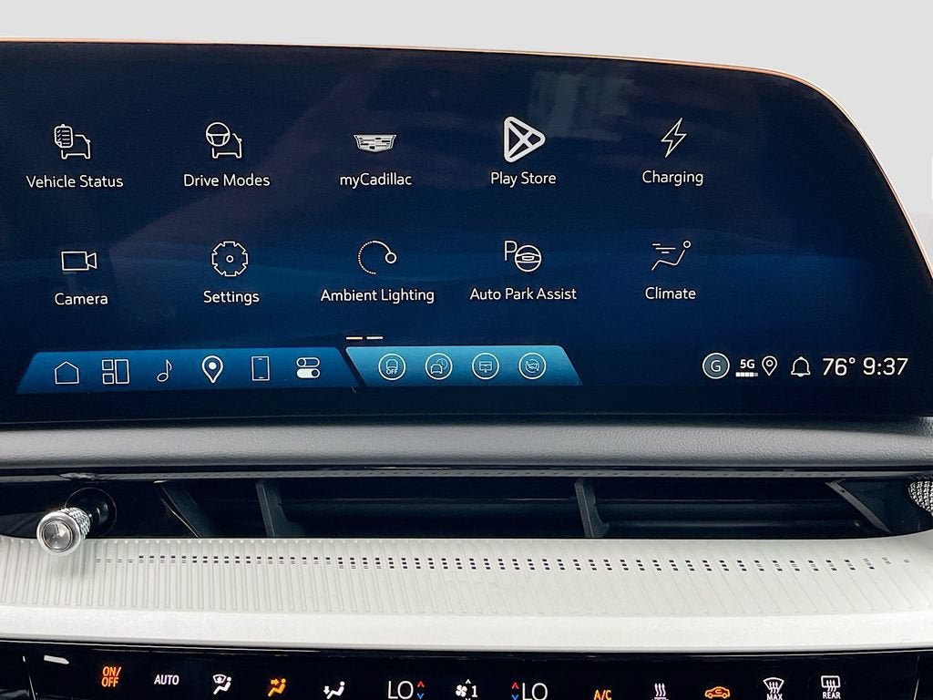 New 2027 Cadillac Optiq Premium Luxury AWD/4WD image 22