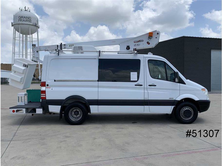 Used 2012 Mercedes-Benz Sprinter 3500 w/ High Idle Fixed Pkg image 7