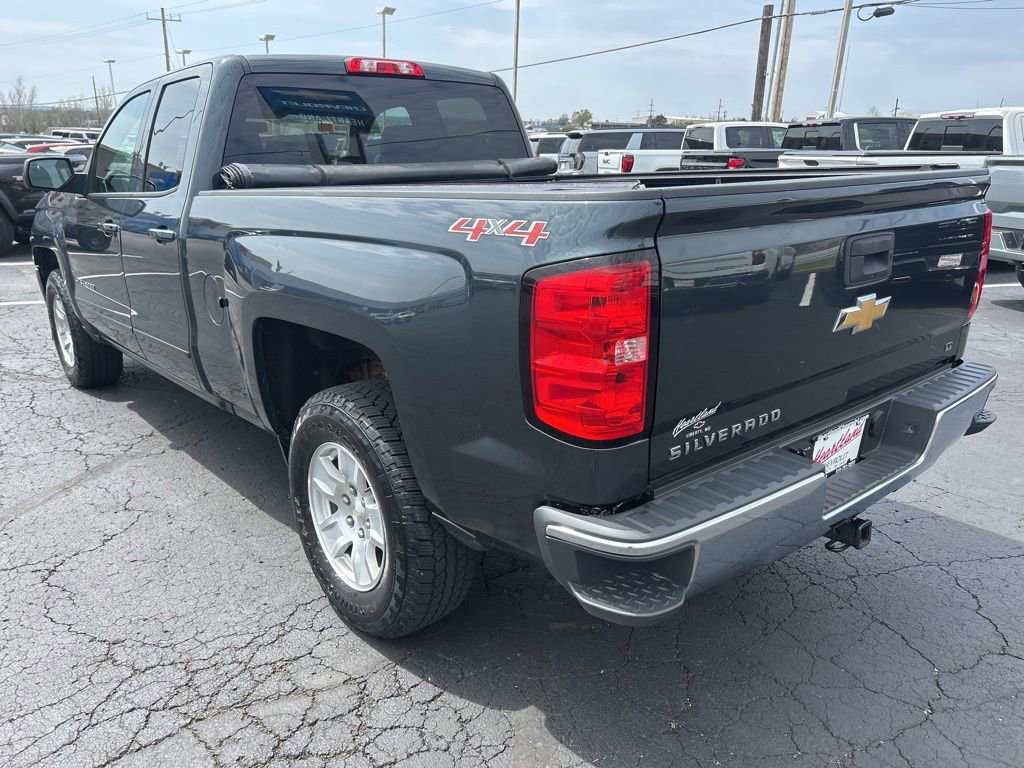 Used 2017 Chevrolet Silverado 1500 LT AWD/4WD image 7