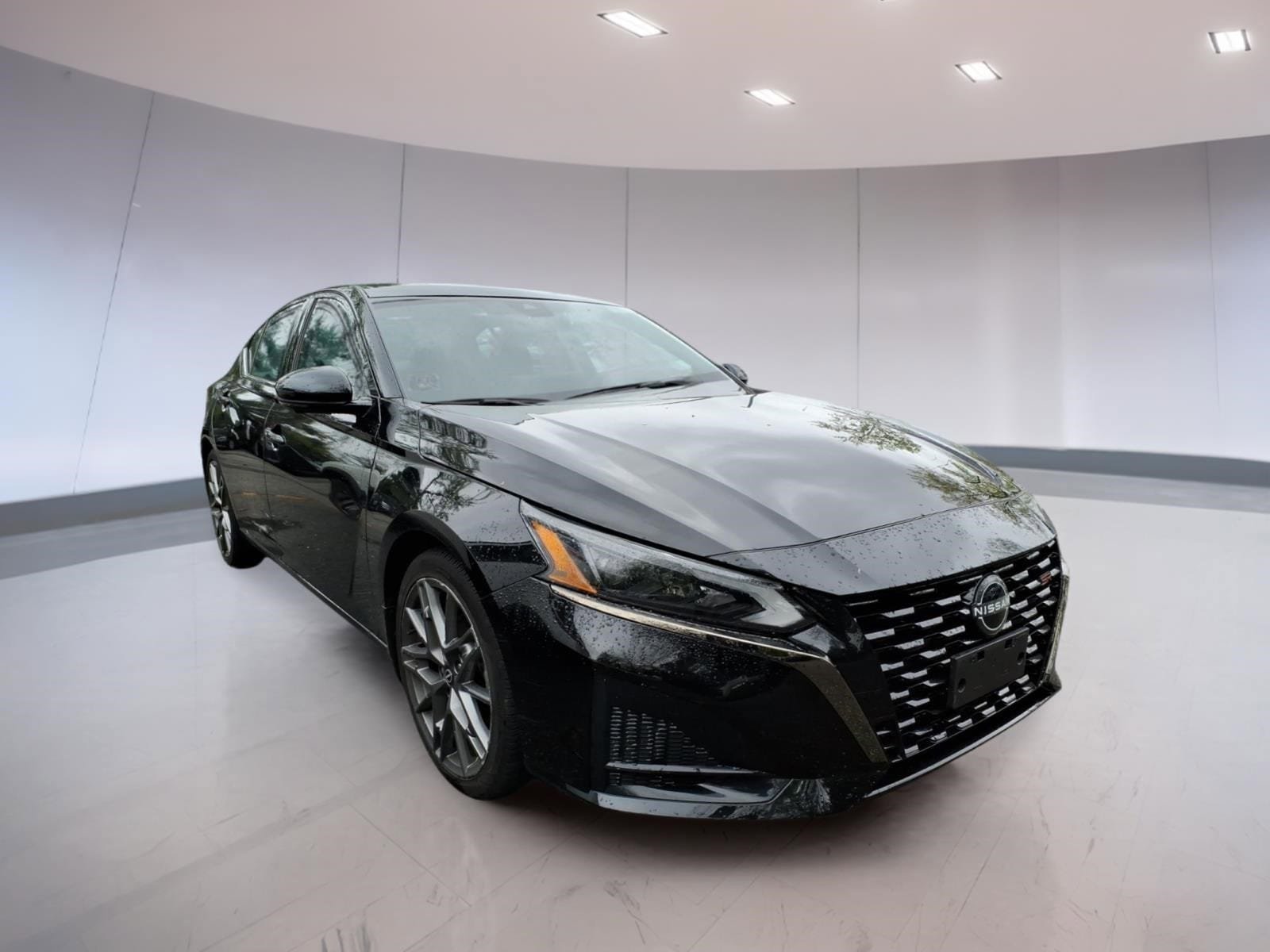 Used 2023 Nissan Altima 2.0 SR