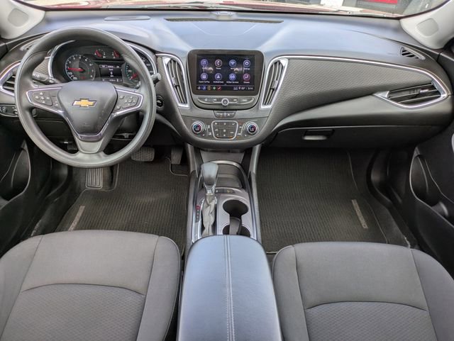 Used 2021 Chevrolet Malibu LT FWD image 14