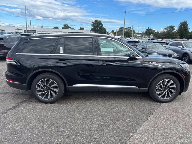 New 2026 Lincoln Aviator AWD image 9