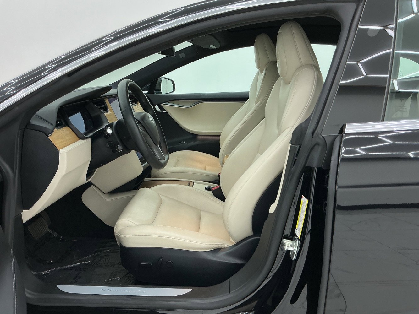 Used 2021 Tesla Model S Long Range Plus AWD/4WD image 14
