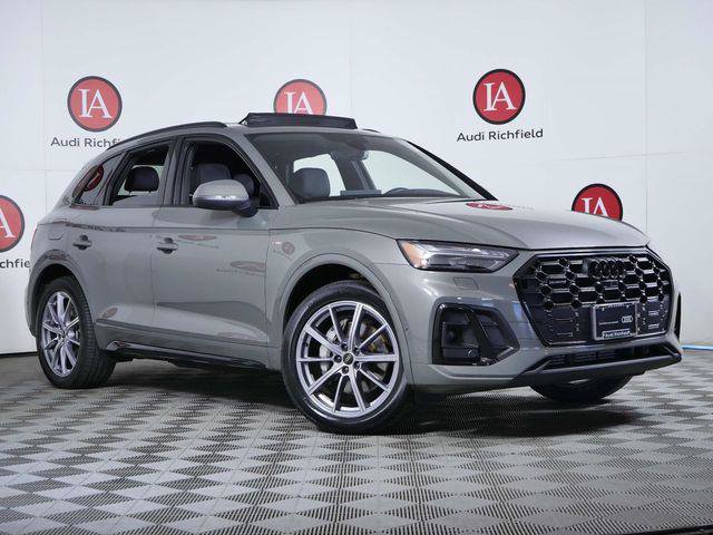 Certified 2023 Audi Q5 e Prestige w/ Prestige Package AWD/4WD image 1