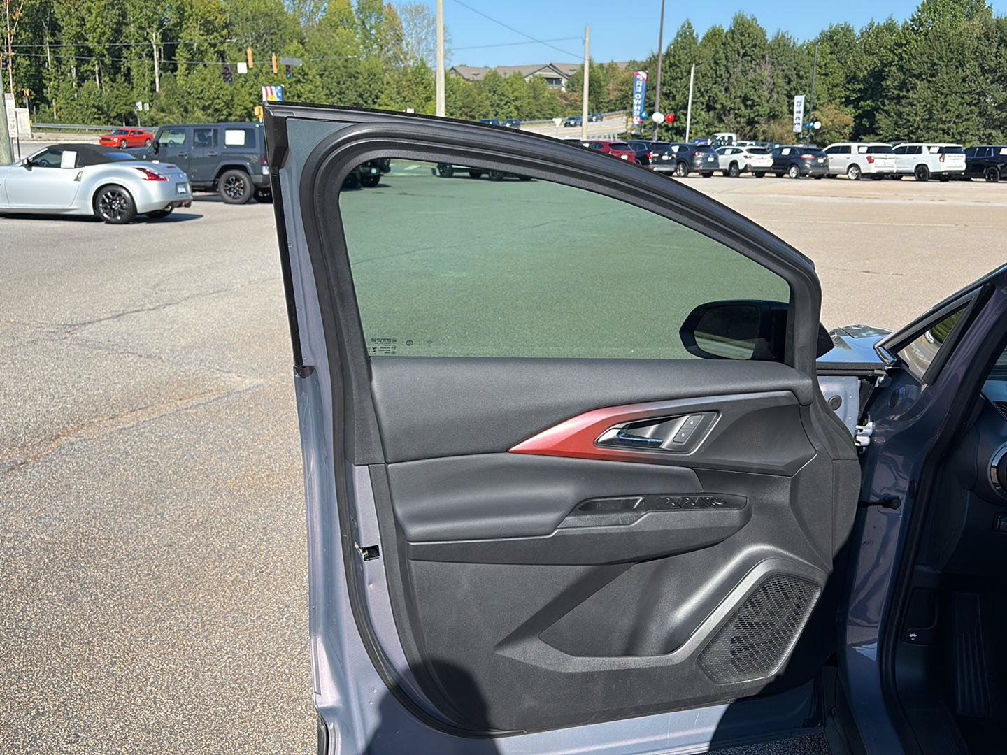 Used 2024 Chevrolet Equinox EV RS FWD image 7