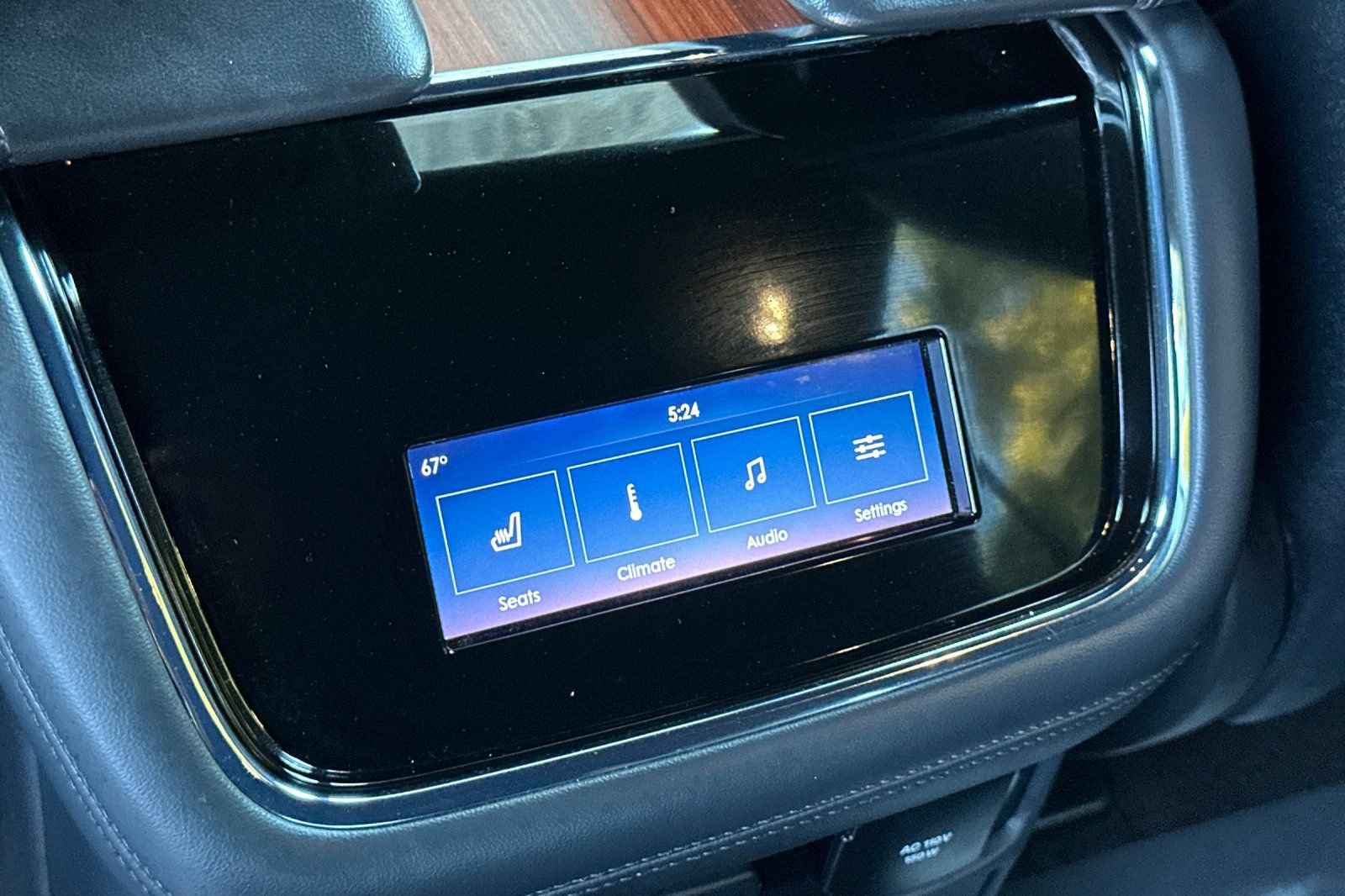 Used 2024 Lincoln Navigator Premiere AWD/4WD image 44