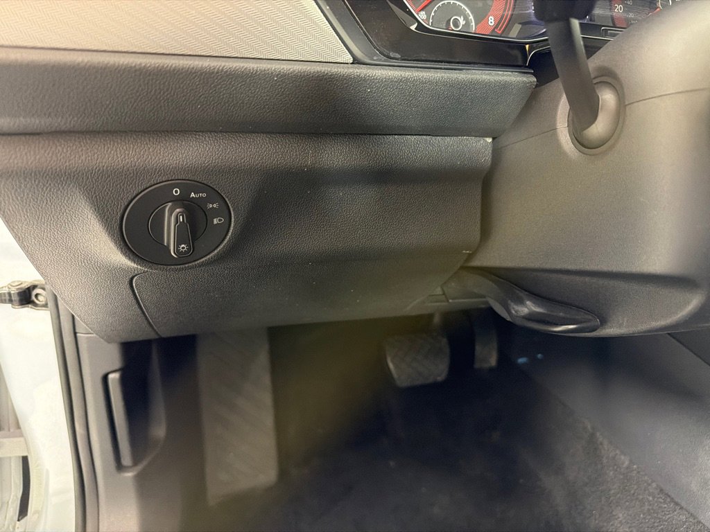 Used 2019 Volkswagen Jetta SE image 15