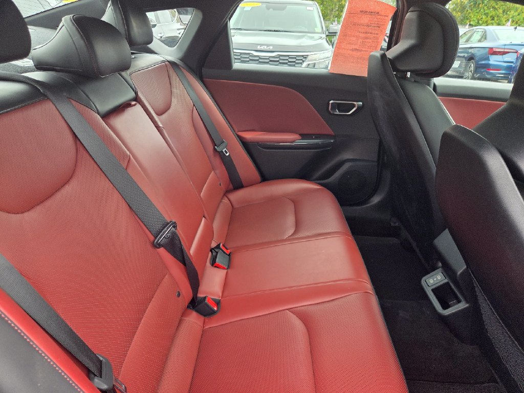 Used 2025 Kia K4 GT-Line w/ GT-Line Premium Package FWD image 31