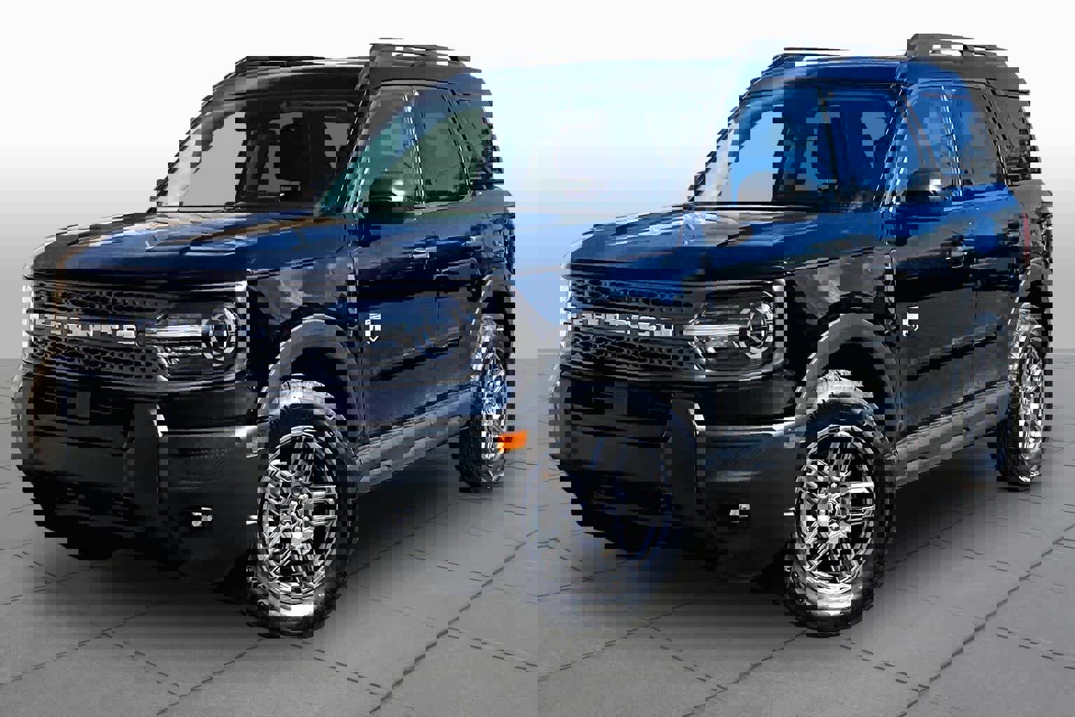 Used 2025 Ford Bronco Sport Big Bend w/ Convenience Package image 2