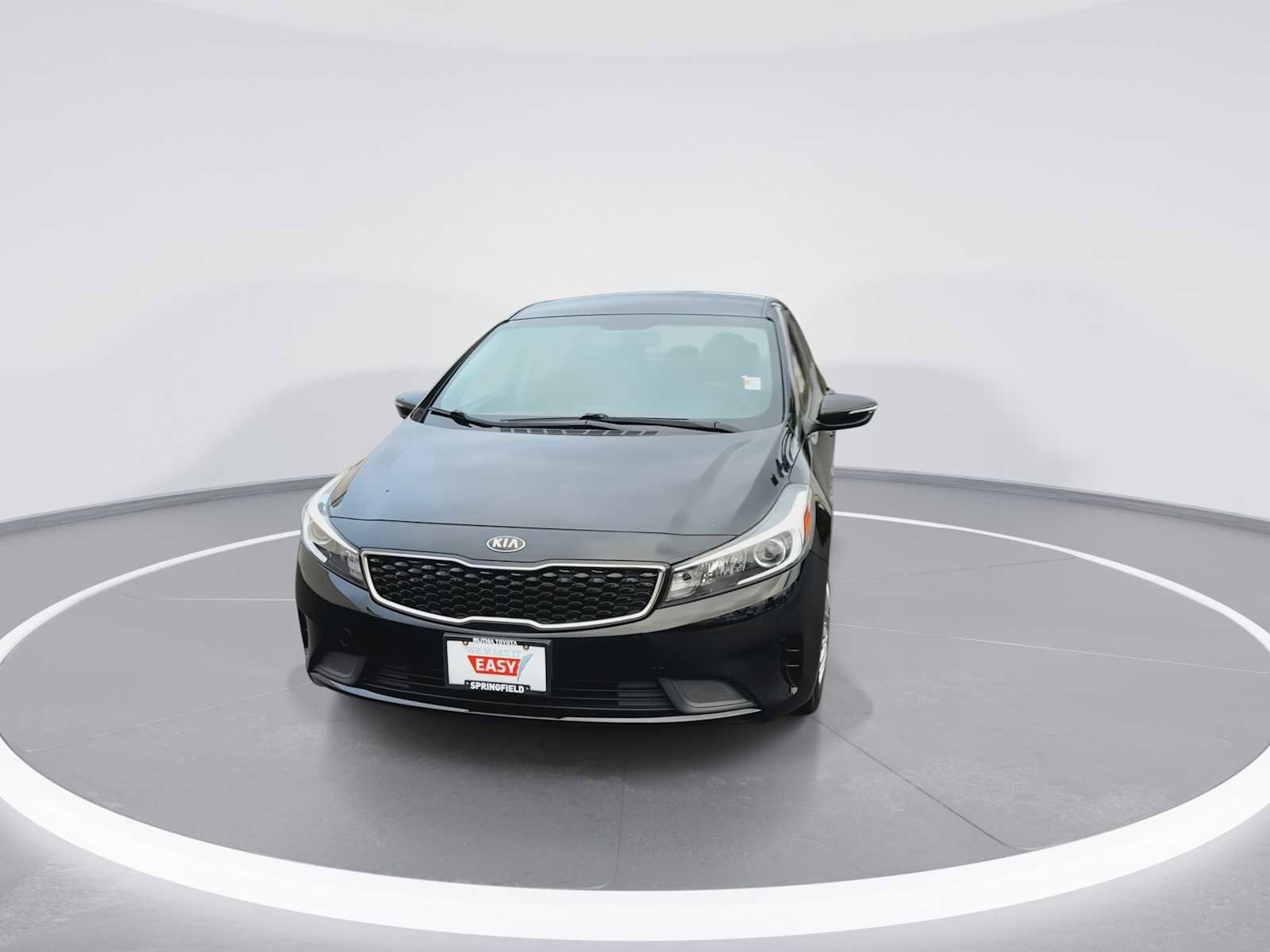 Used 2017 Kia Forte LX image 3