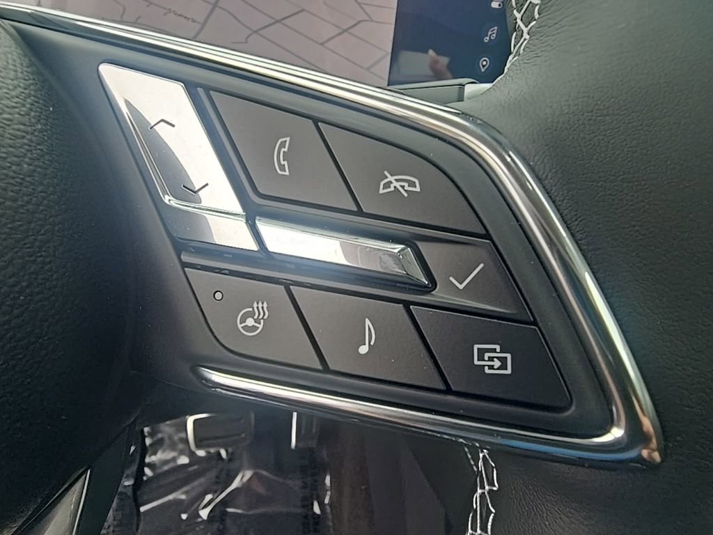 New 2025 Buick Envision Sport Touring image 18