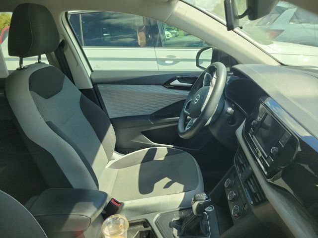 Used 2022 Volkswagen Taos S FWD image 3