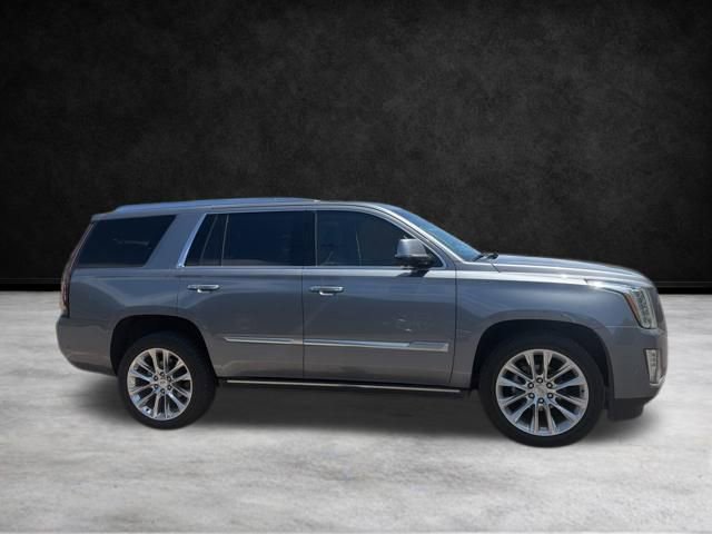 Used 2019 Cadillac Escalade Premium Luxury image 7