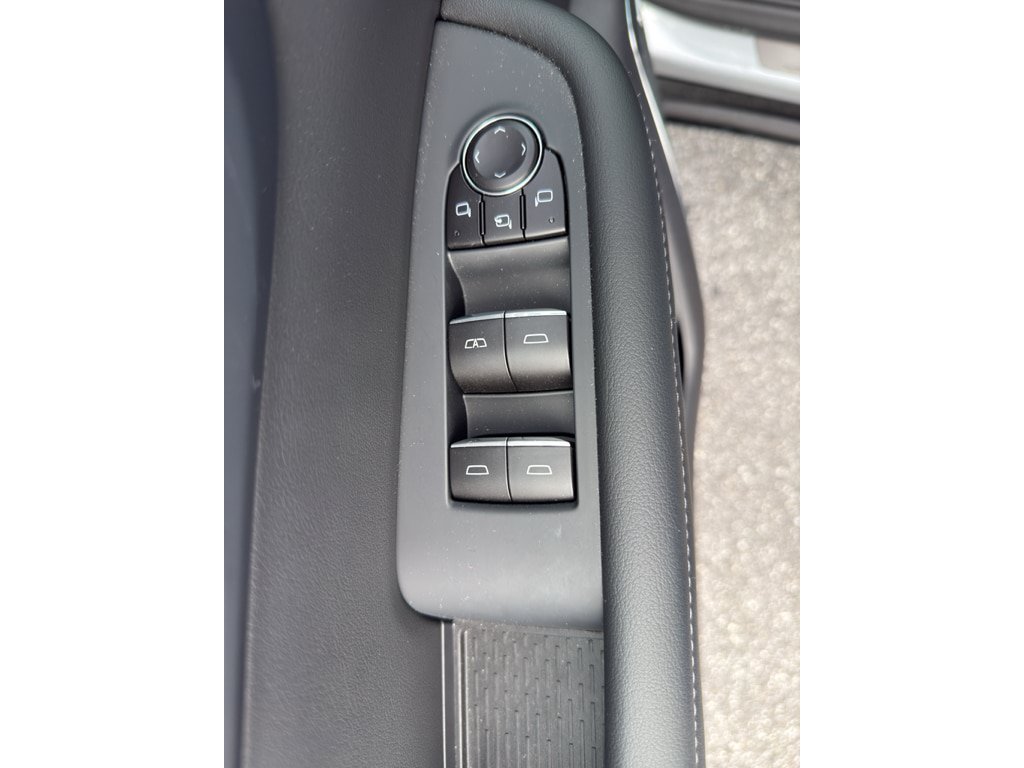 New 2026 Buick Enclave Sport Touring w/ Power Package FWD image 7