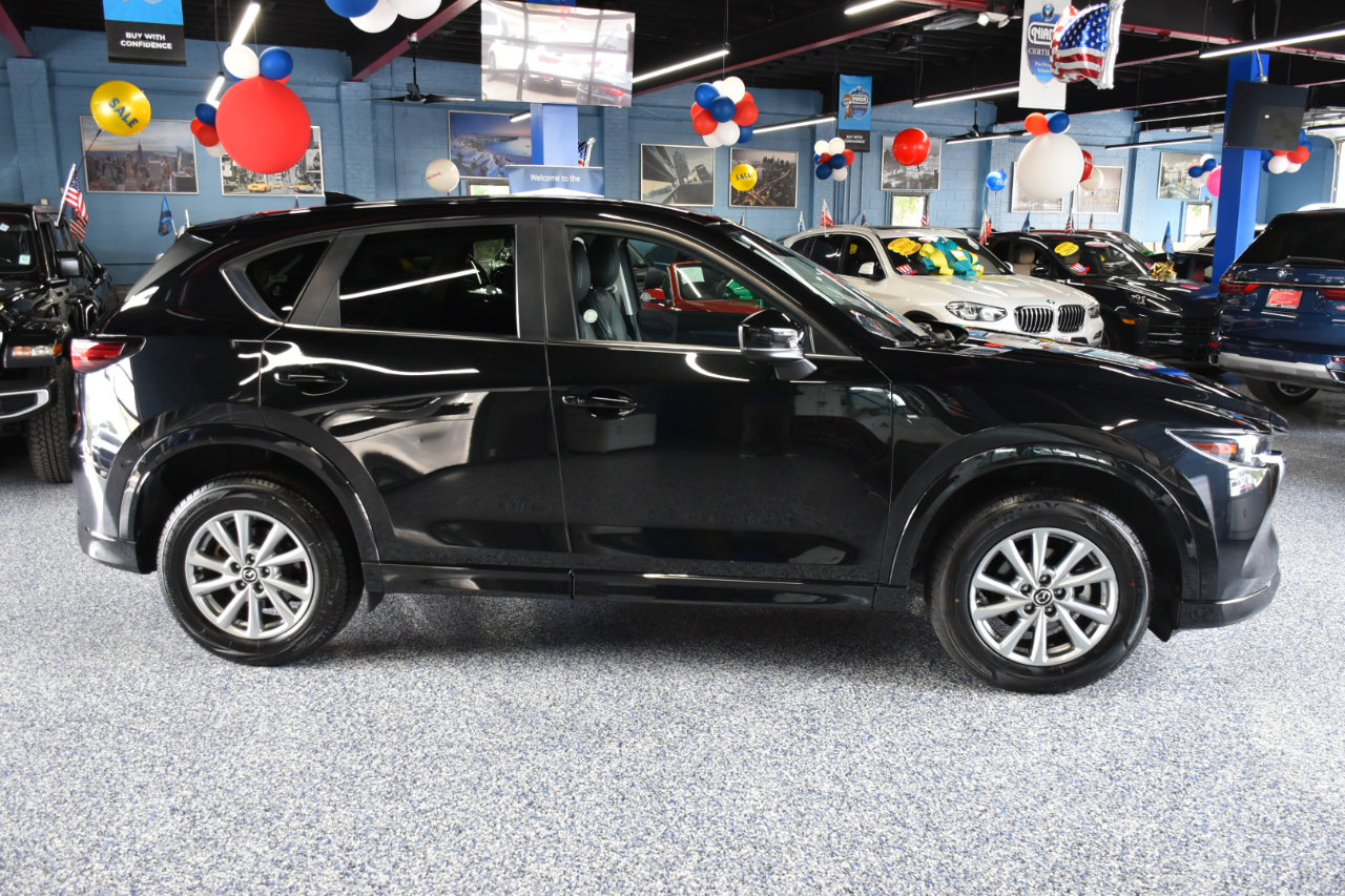 Used 2024 MAZDA CX-5 AWD 2.5 S w/ Select Package image 3