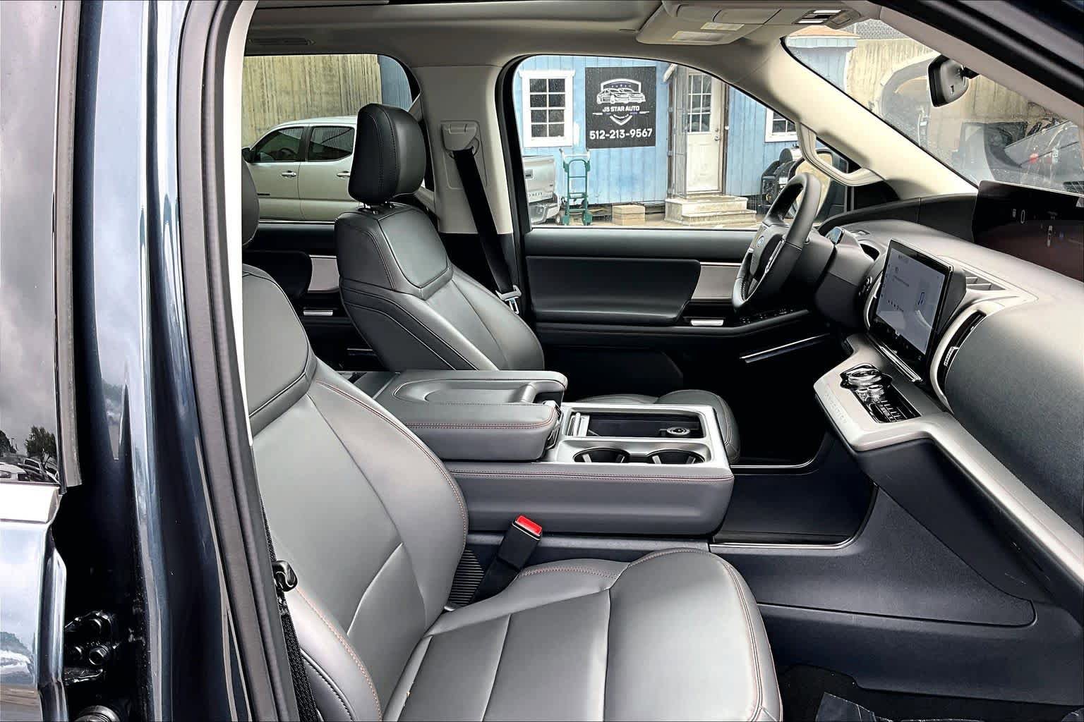 Certified 2025 Ford Expedition Max Active AWD/4WD image 9