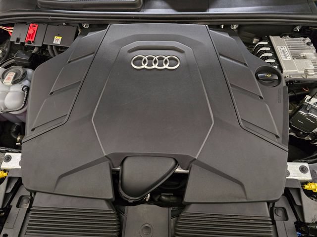 Used 2023 Audi Q7 3.0T Premium Plus AWD/4WD image 13