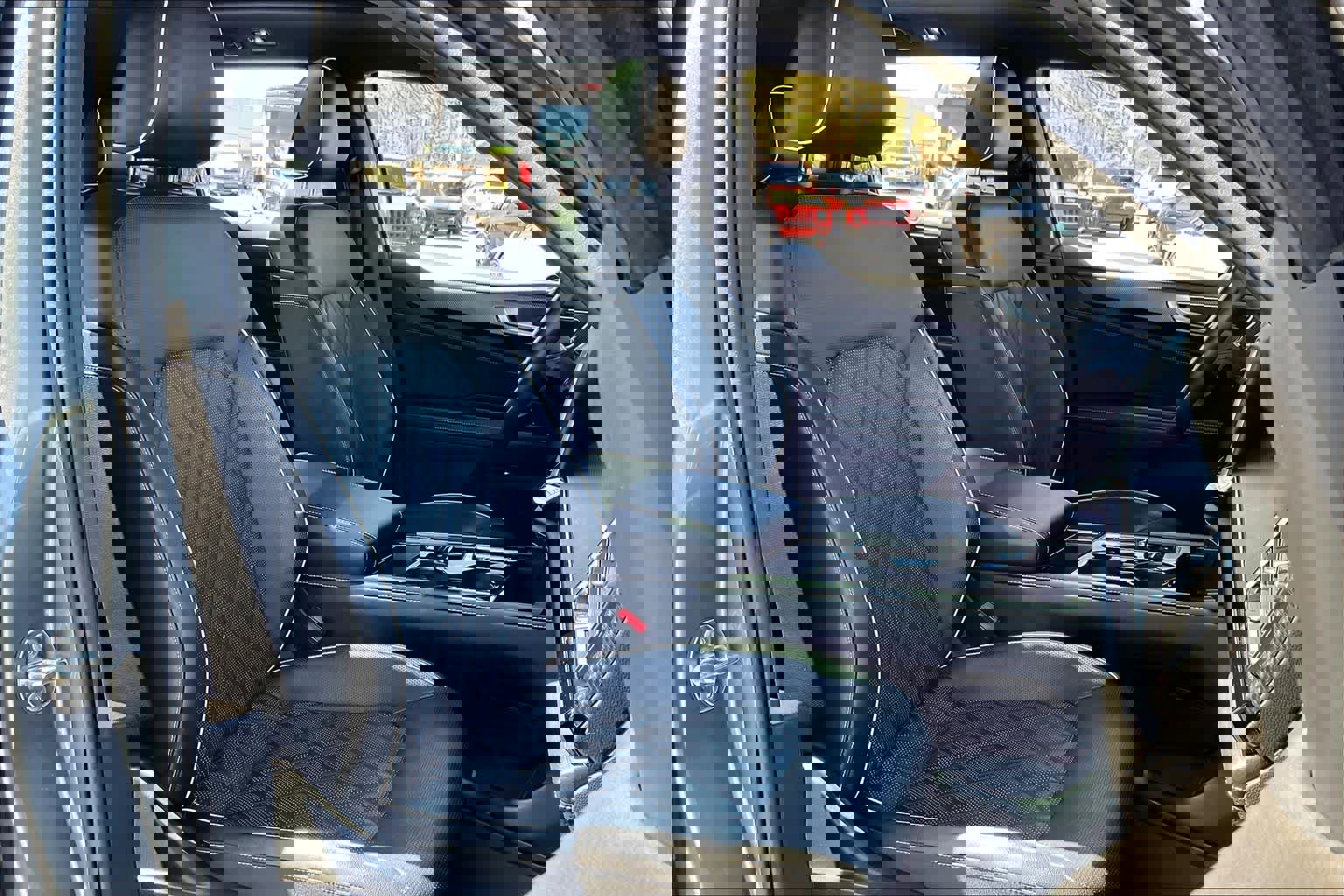 Used 2024 Volkswagen Atlas Cross Sport SEL Premium R-Line image 8