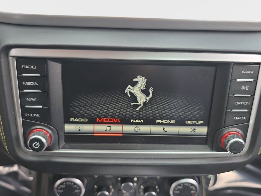 Used 2016 Ferrari California T image 19