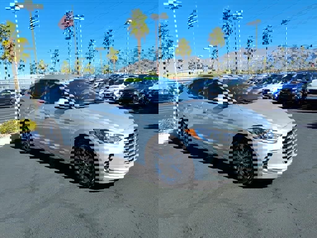 Used 2018 Hyundai Elantra SEL image 32